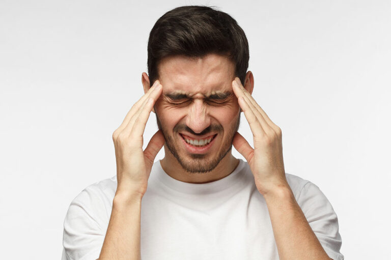 5 alarming signs of headaches